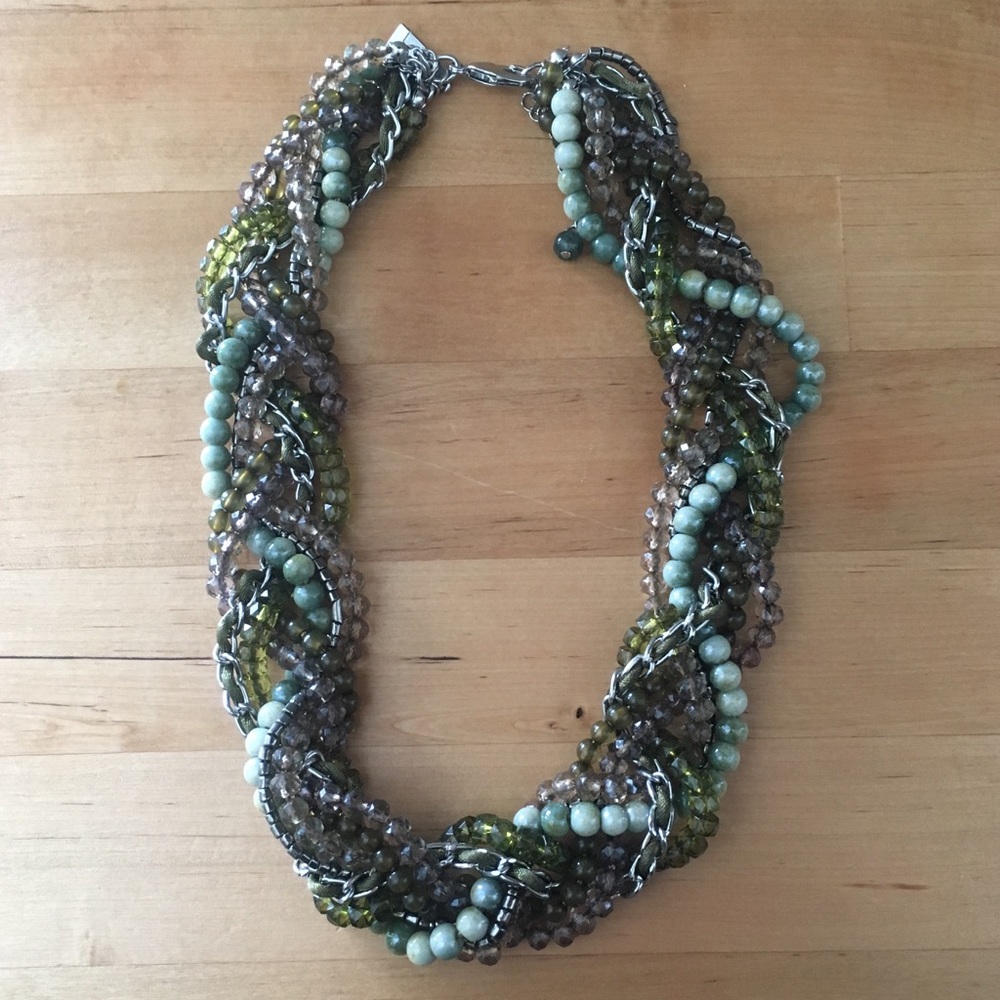 The Limited Braided bead necklace — green
